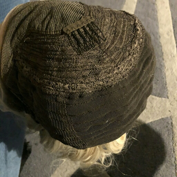 Blonde Human Brazilian Bob wig - Picture 4 of 5